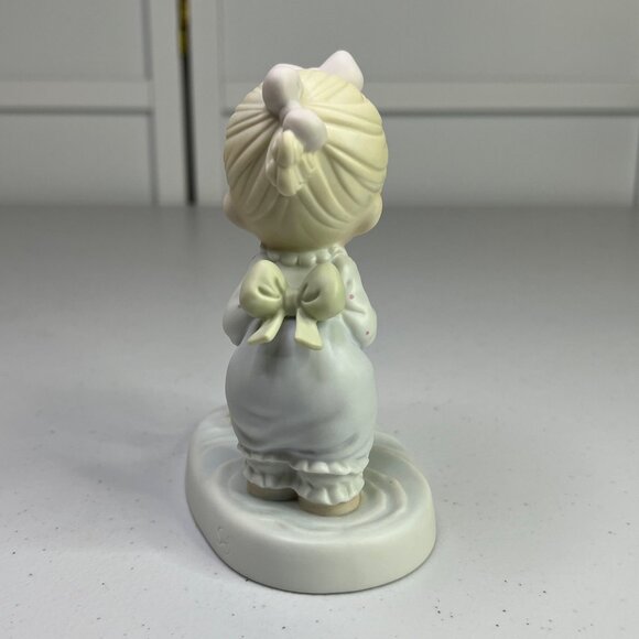 Precious Moments 1992 Limited Edition Figurine "An Event Worth Wading For" 1991 - Picture 11 of 11